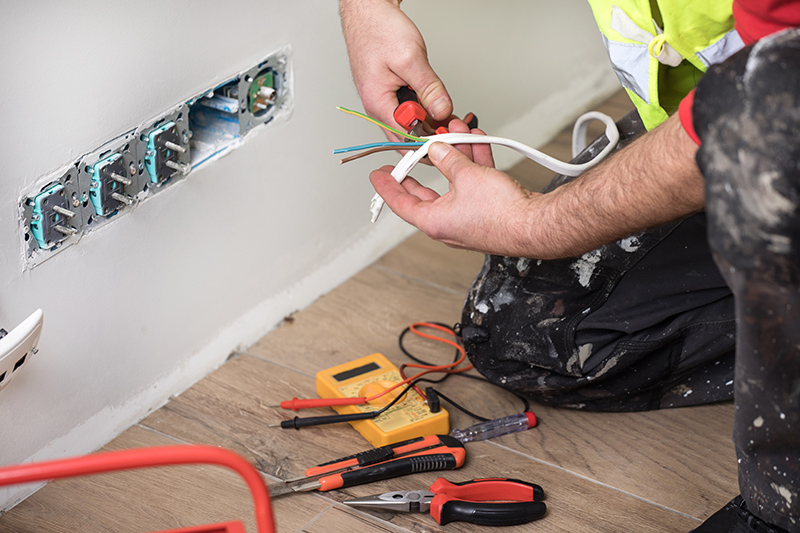 Emergency Electrician in Loughborough Leicestershire